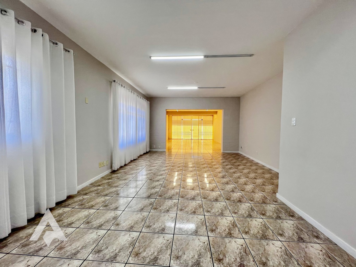 Sala Comercial com 130m para locação por R$ 2.900,00 - Bairro da Velha - Blumenau/SC — foto 3