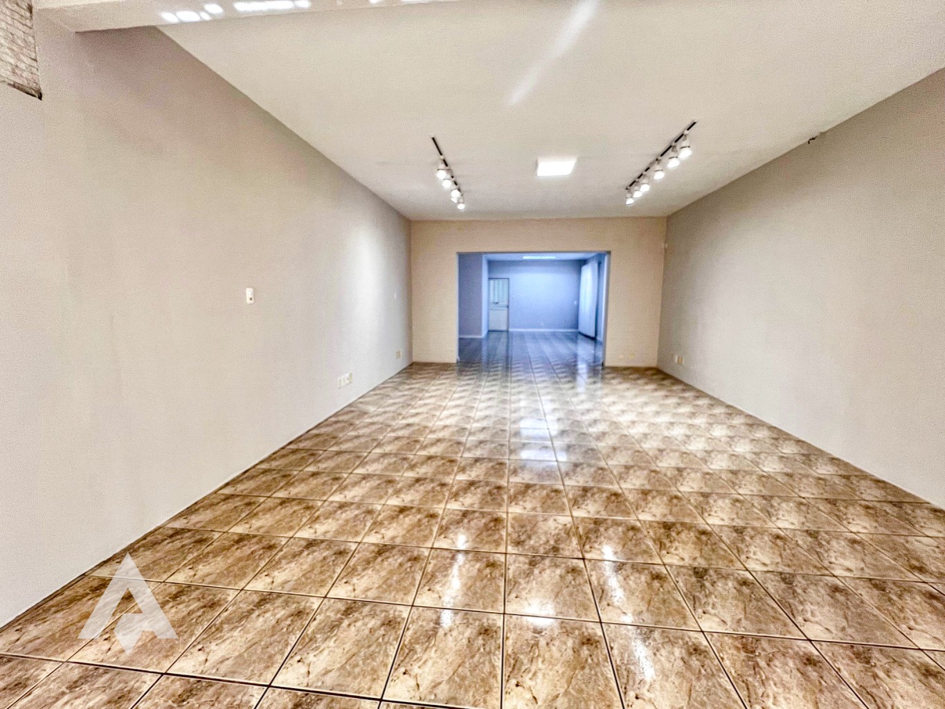 Sala Comercial com 130m para locação por R$ 2.900,00 - Bairro da Velha - Blumenau/SC — foto 7