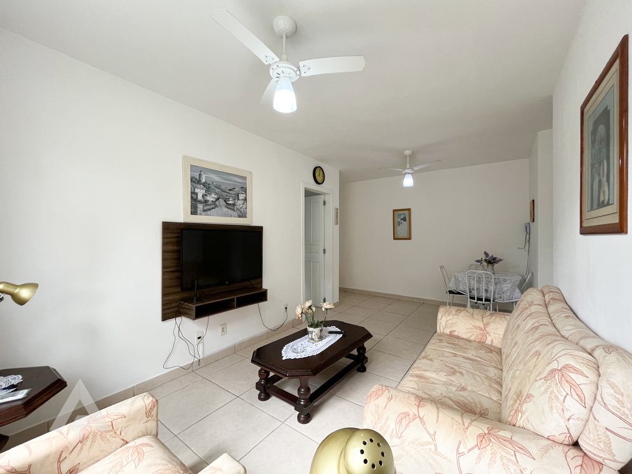 Apartamento mobiliado para locação, por R$ 2.400,00 - Bairro Garcia - Blumenau/SC — foto 2