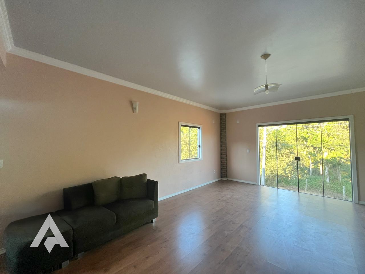 Casa com dois dormitórios para locação no bairro Fidélis! — foto 6