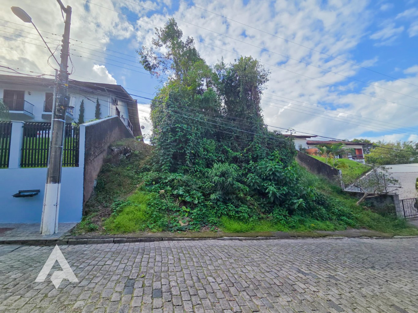 Terreno de 813 m, em condomínio, à venda no Centro de Blumenau. - foto 1