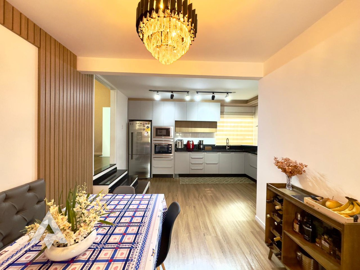 Casa com 3 dormitórios e piscina, a apenas 350 metros do Parque Vila Germânica no bairro Velha! — foto 5