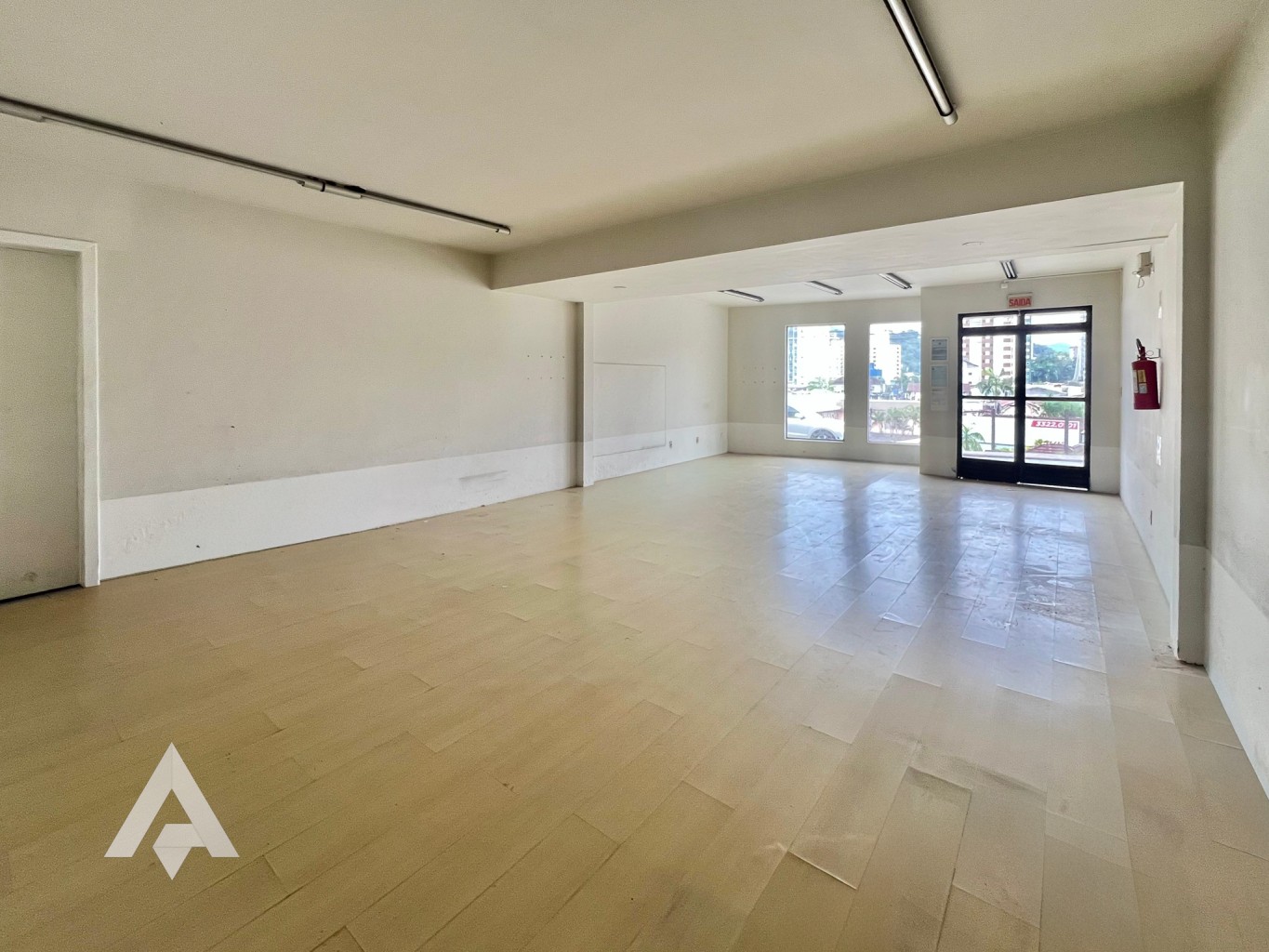 Loja térrea para locação no bairro Victor Konder! — foto 6