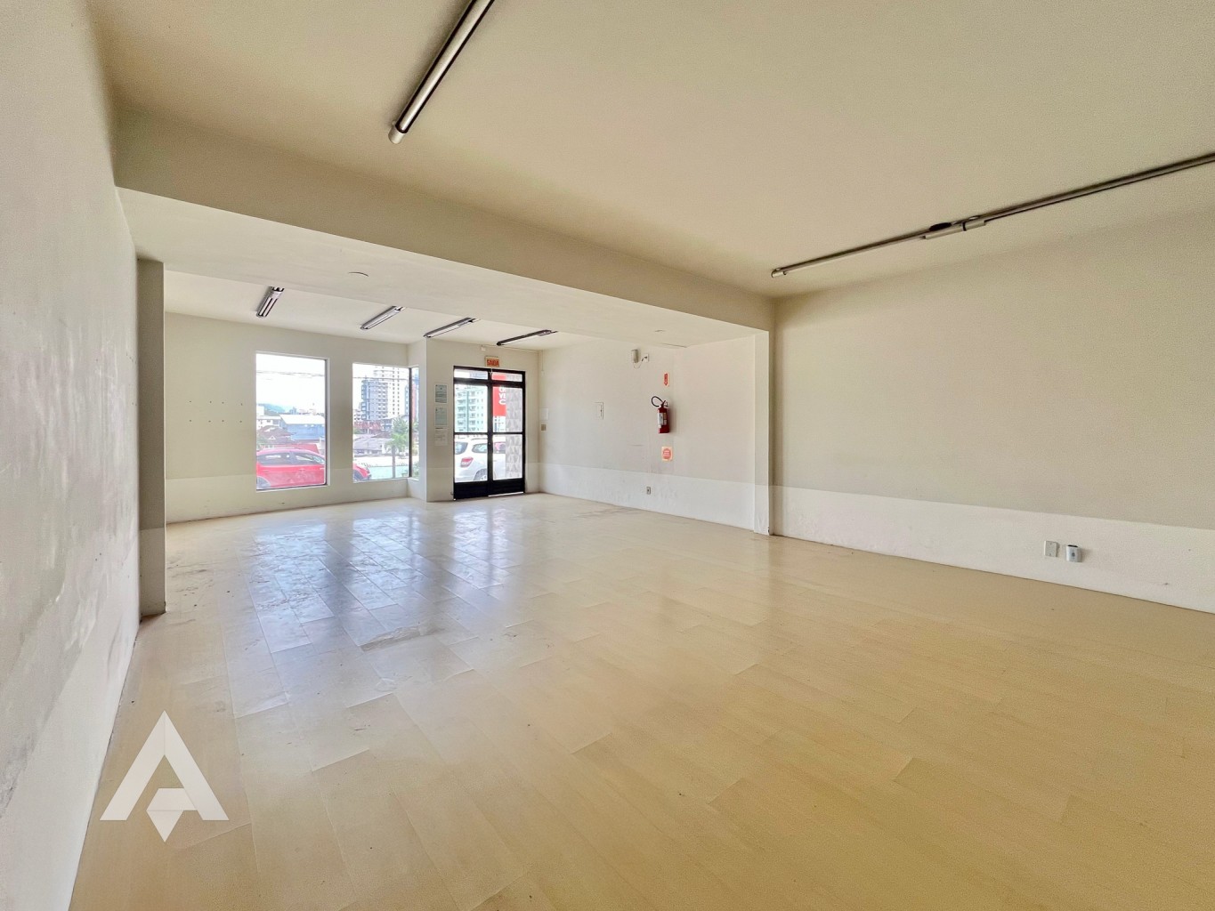 Loja térrea para locação no bairro Victor Konder! — foto 5