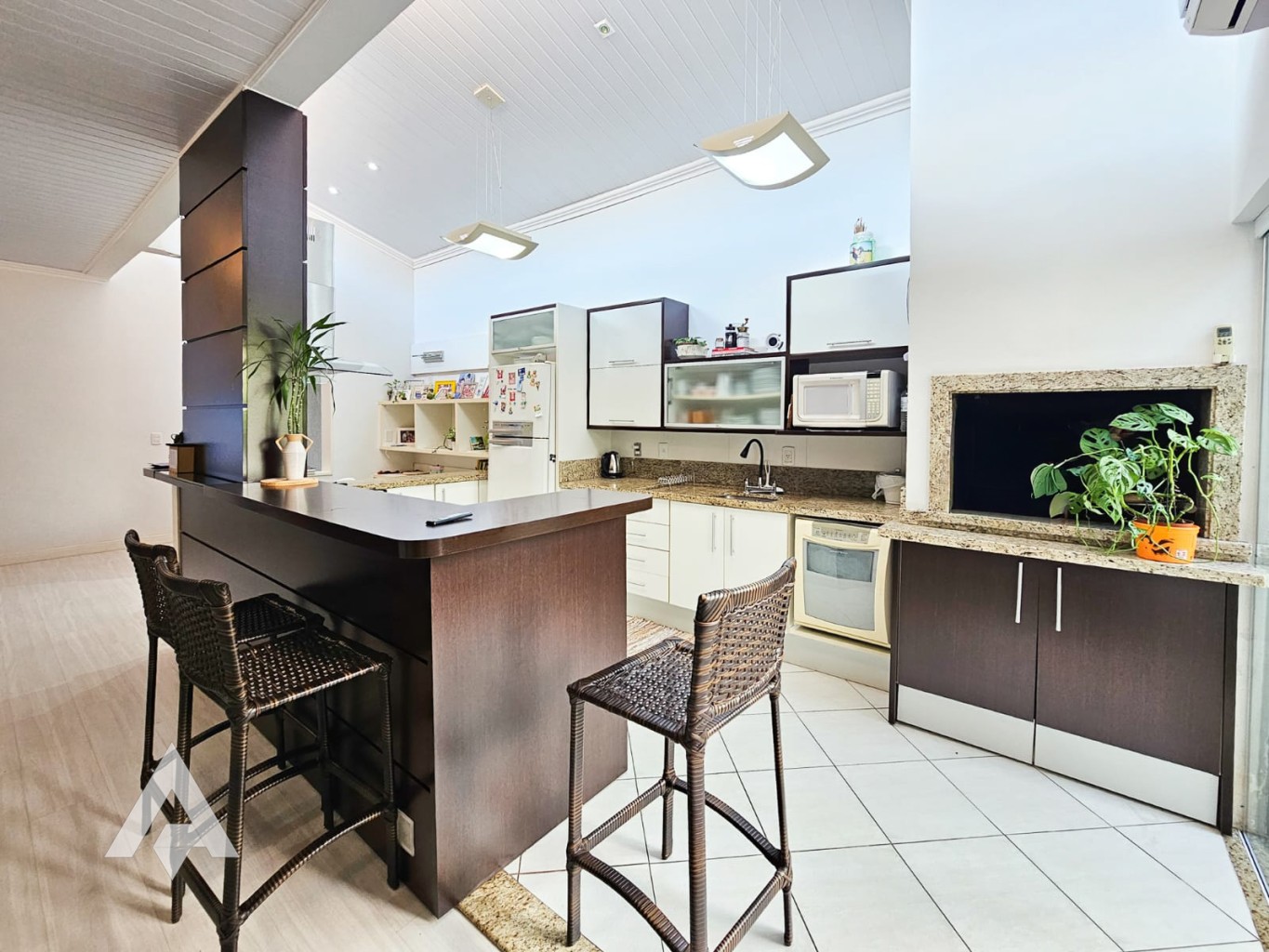 Casa com 3 suítes à venda por R$ 910.000,00 - Bairro Garcia - Blumenau/SC — foto 7