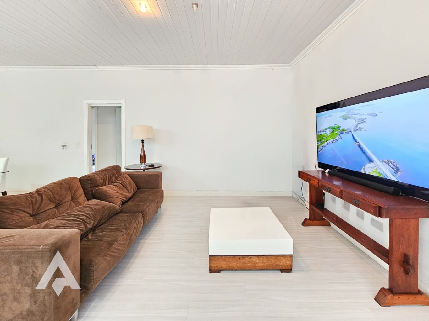 Casa com 3 suítes à venda por R$ 910.000,00 - Bairro Garcia - Blumenau/SC — foto 3
