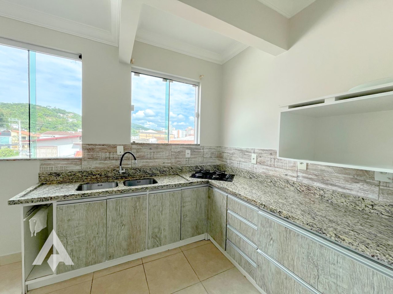 Apartamento com 4 dormitórios para locação por R$ 3.200,00 - Bairro Garcia - Blumenau/SC — foto 4