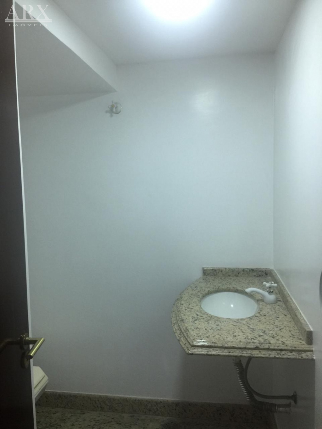 Casa com 2 pavimentos e piscina na Escola Agrícola — foto 7