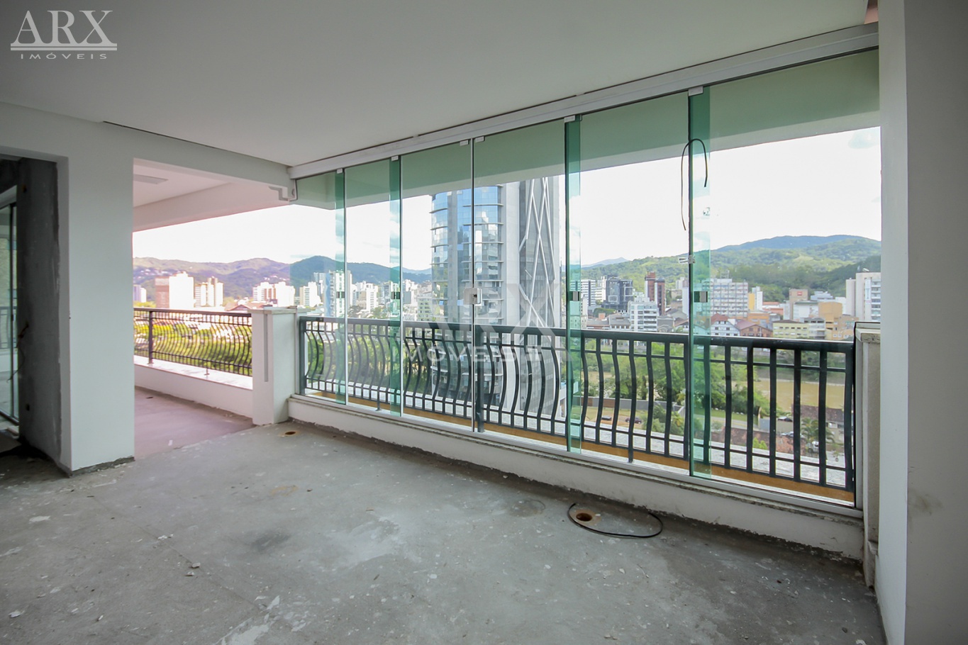 Apartamento alto padrão na Ponta Aguda — foto 7