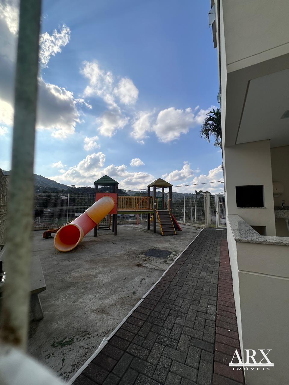 Apartamento com 2 dormitórios, semimobiliado, no bairro Valparaíso. — foto 4