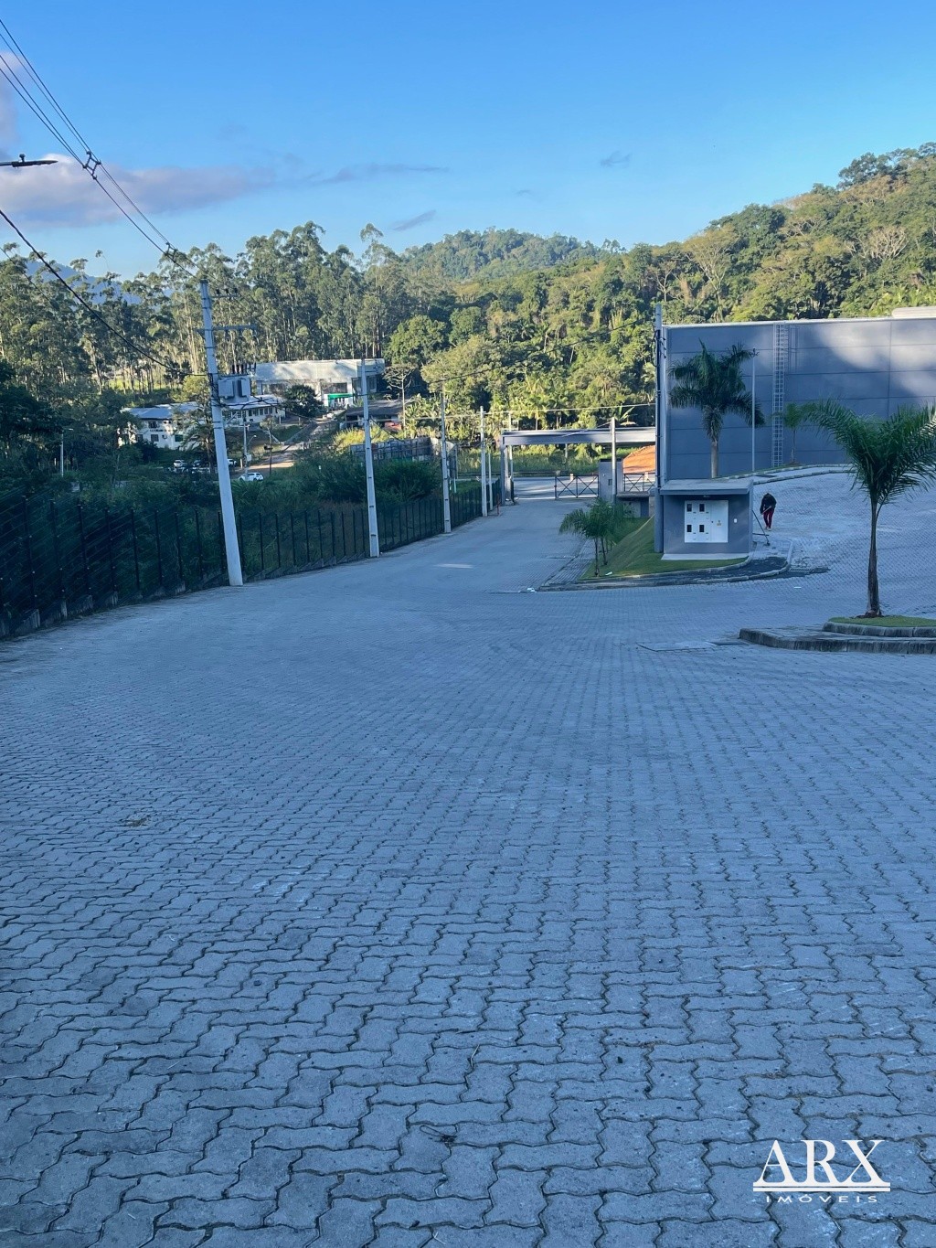 Galpão industrial para locação na BR 470 — foto 3