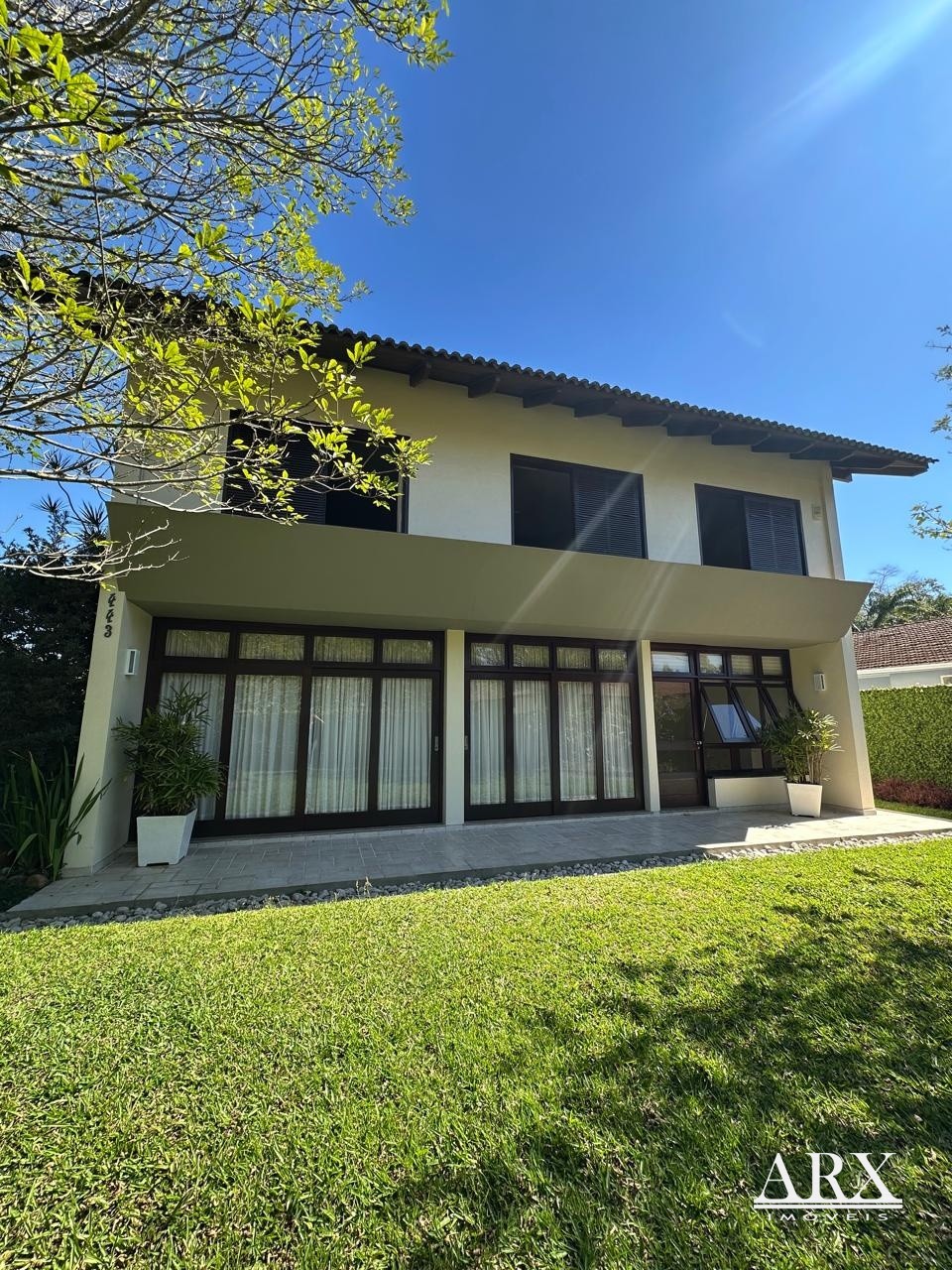 Residência de alto padrão na Rua Coronel Feddersen - Blumenau - foto 1