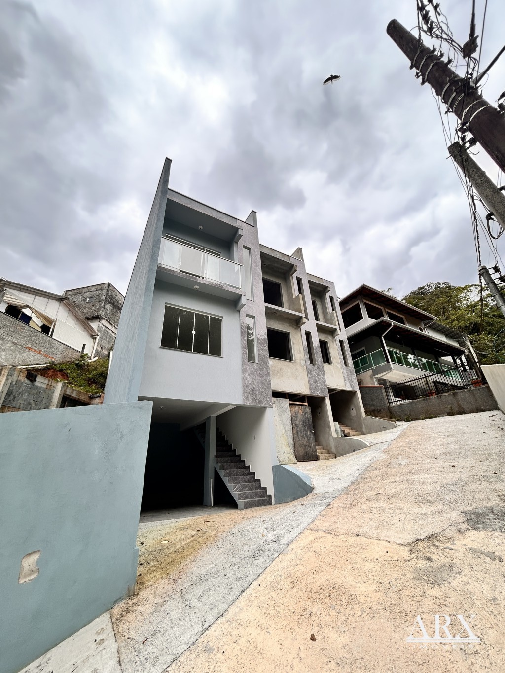 Sobrado a venda no bairro Garcia - foto 1