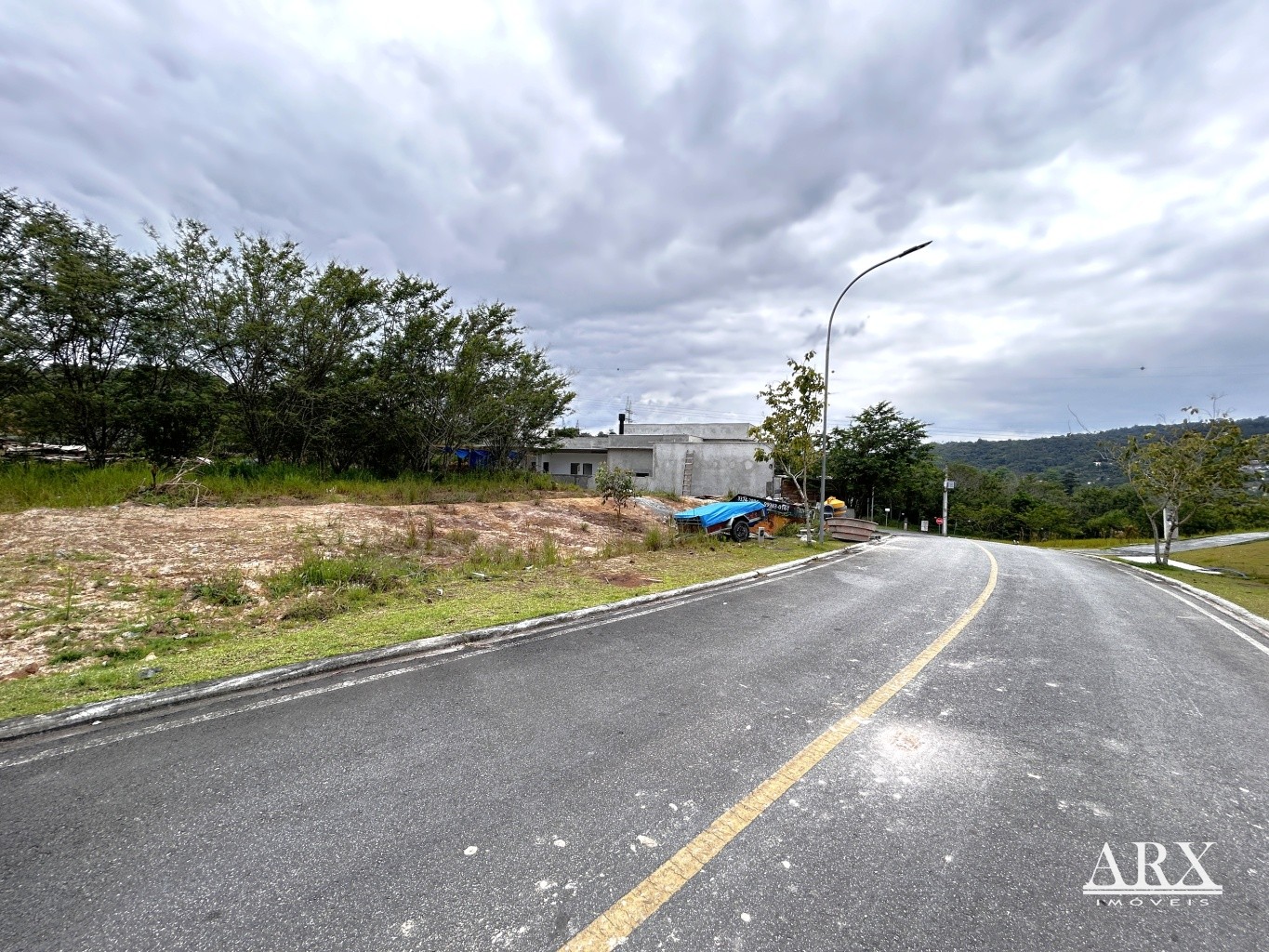 Venda lote no Paysage Privilége Condomínio Parque, na Ponta Aguda — foto 2