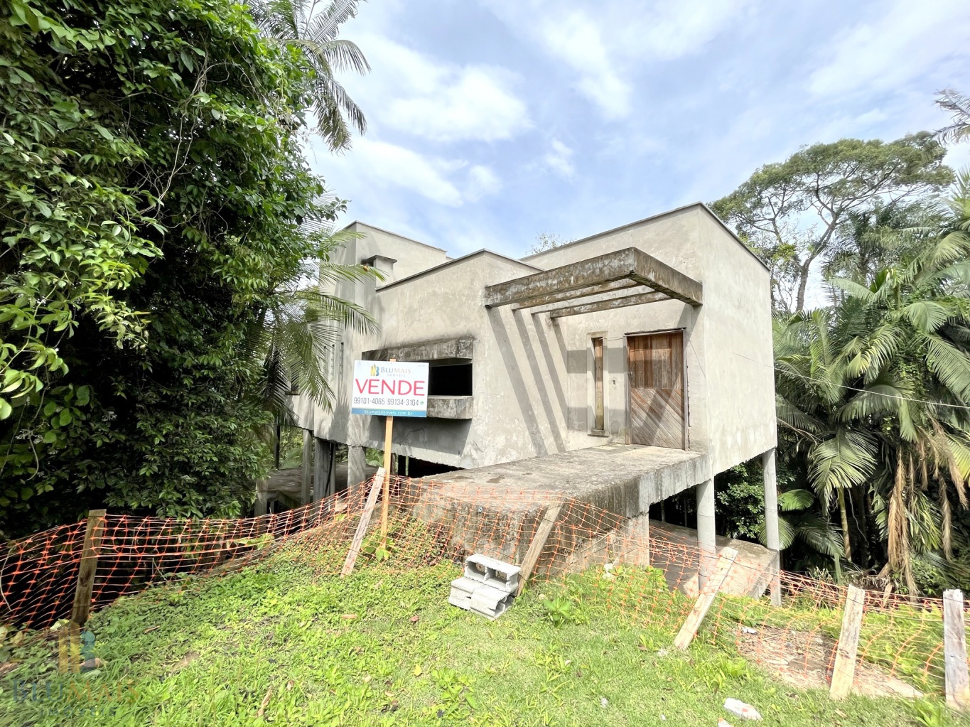 Casa de 3 quartos, 313m² no bairro Do Salto, em Blumenau | Eu Corretor