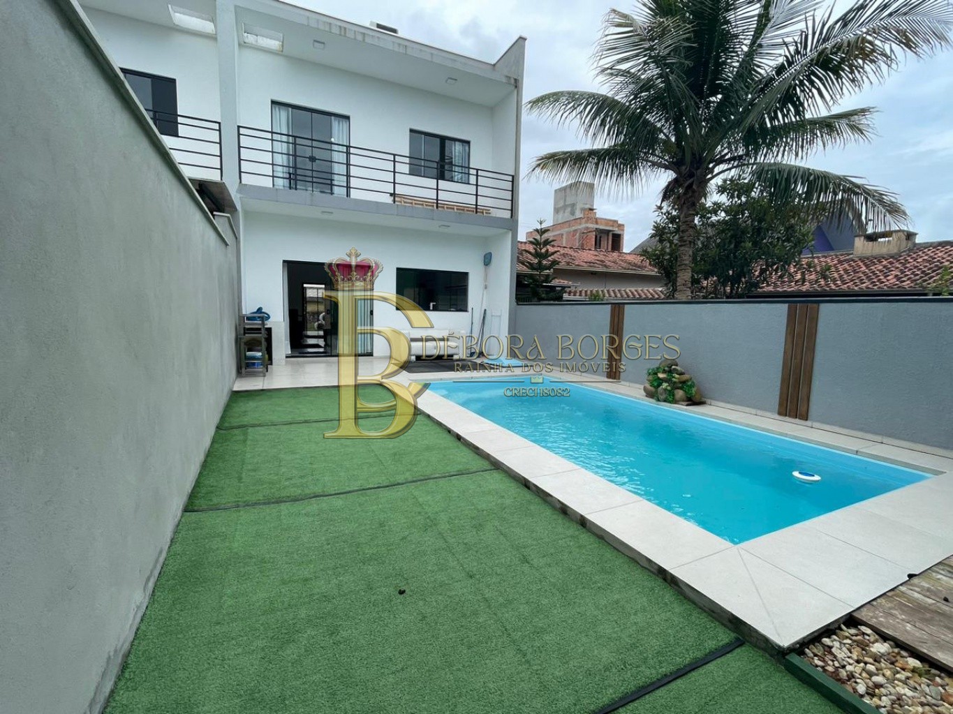 Sobrado de 3 quartos, no bairro Itacolomi, em Balneário Piçarras | Eu Corretor