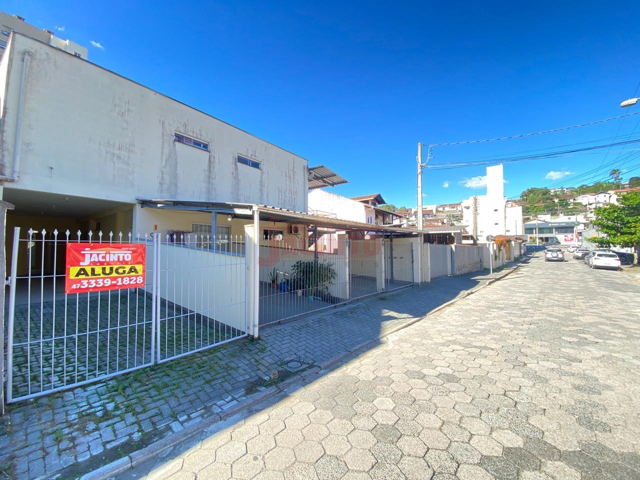 Casa geminada com 2 dormitórios no Bairro Tribess. - foto 1
