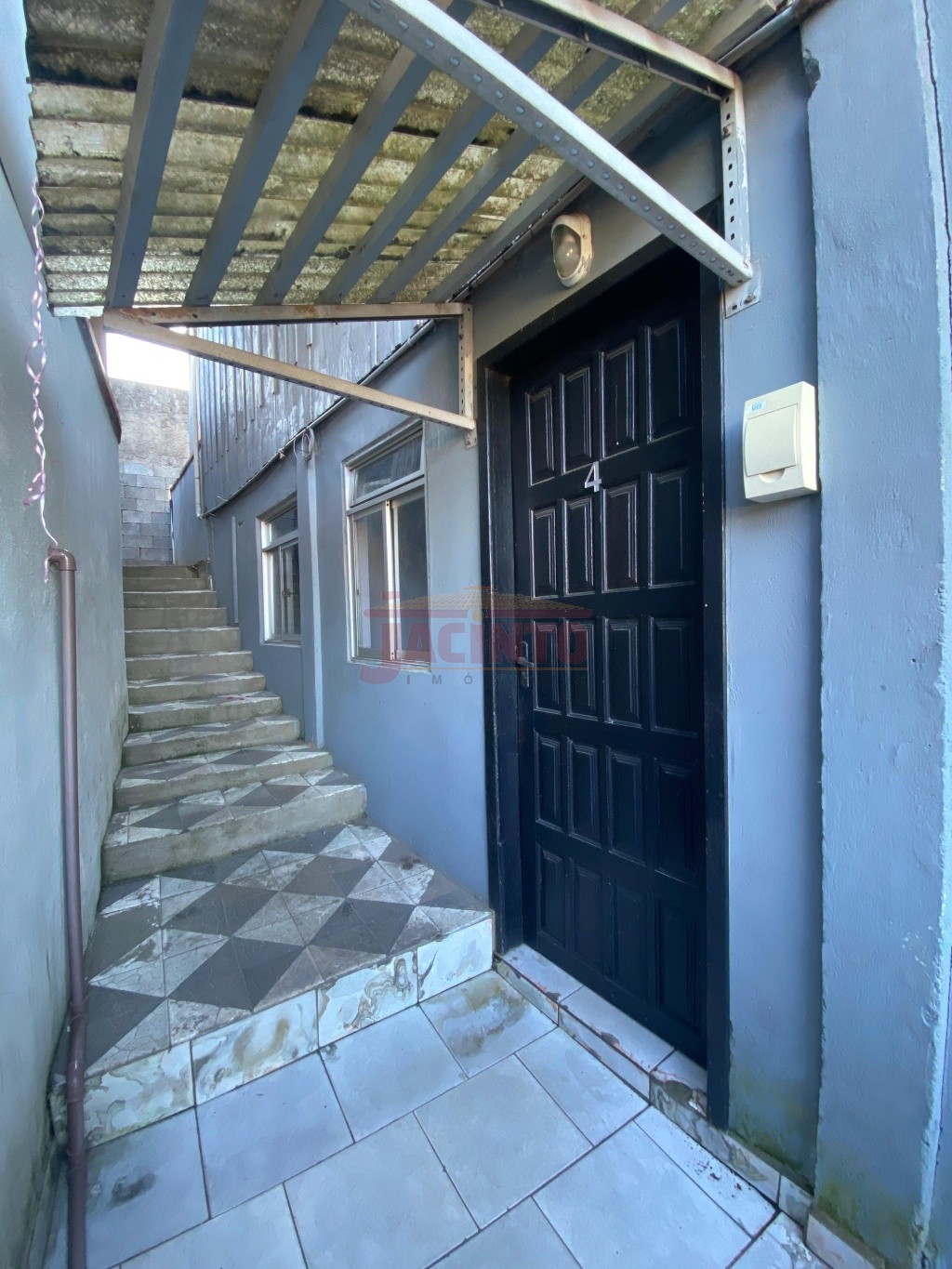 Apartamento com 3 dormitórios no bairro Fortaleza. — foto 2