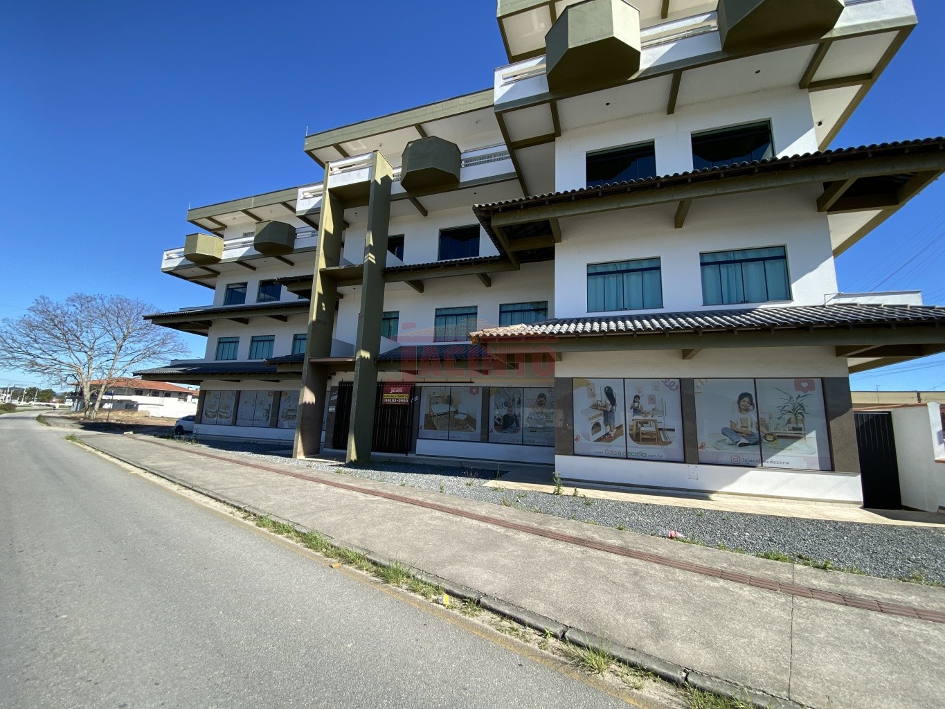 Sala comercial com aproximadamente 650 m em Gaspar, Bairro Poço Grande. - foto 1