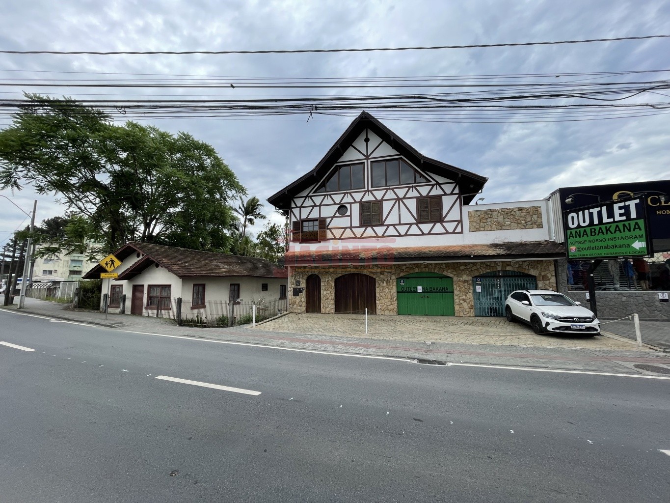 Prédio Comercial e Residencial no bairro Itoupava Norte - Excelente oportunidade de investimento. - foto 1