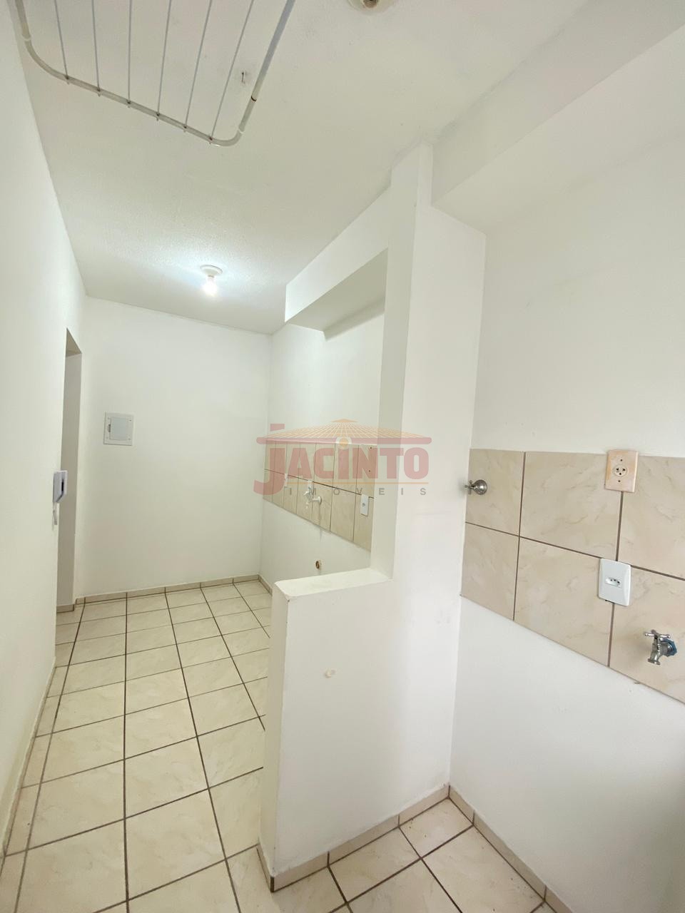 Apartamento com 2 dormitórios no bairro Fortaleza. — foto 5