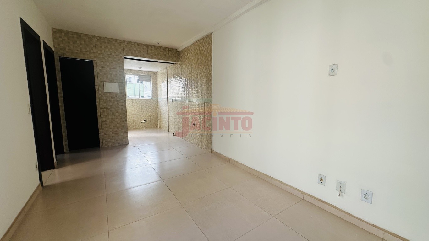 Apartamento de 2 dormitórios no Bairro Tribess. — foto 3