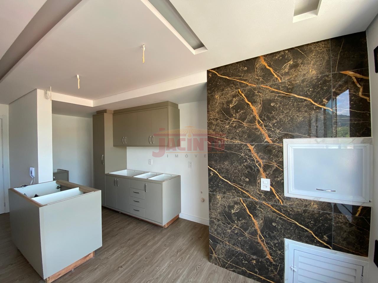 Apartamento semi mobiliado com 2 dormitórios no Bairro Garcia. - foto 1