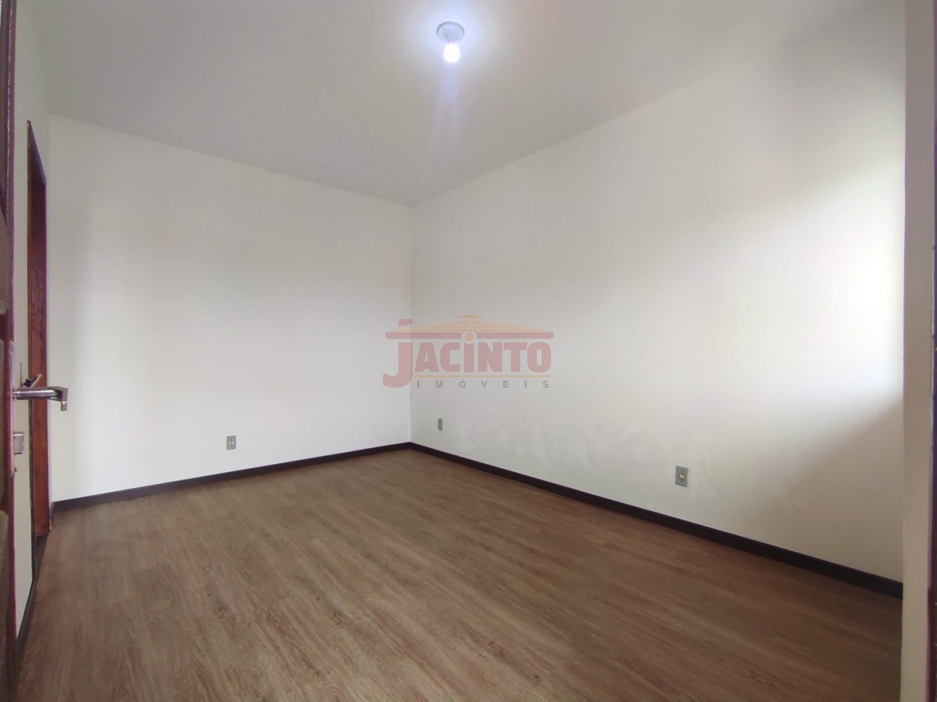 Apartamento com 2 dormitórios no Bairro Fortaleza. — foto 2