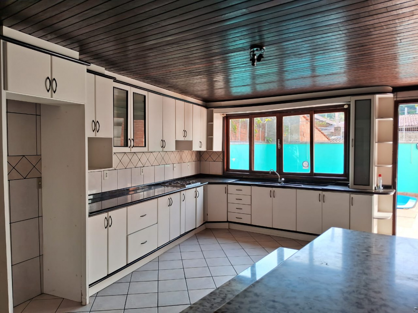 Ótimo imóvel de 02 dormitórios e 02 suítes no bairro Progresso em Blumenau SC. — foto 5