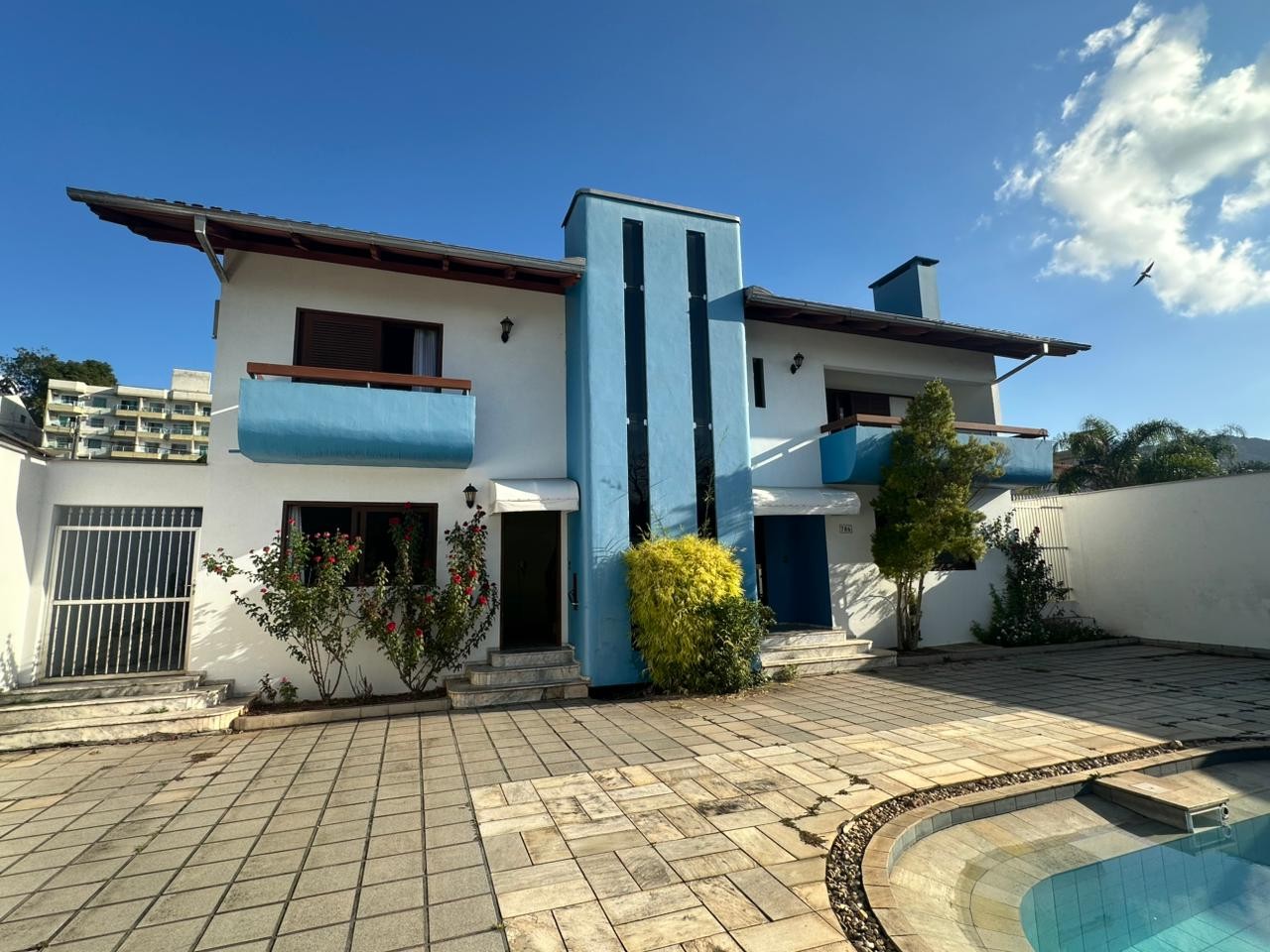 Linda casa disponível para venda na Rua Engenheiro Odebrecht - foto 1