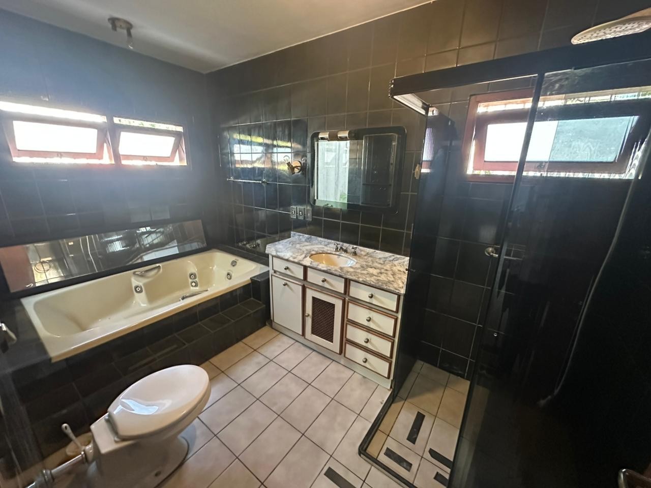 Linda casa disponível para venda na Rua Engenheiro Odebrecht — foto 5