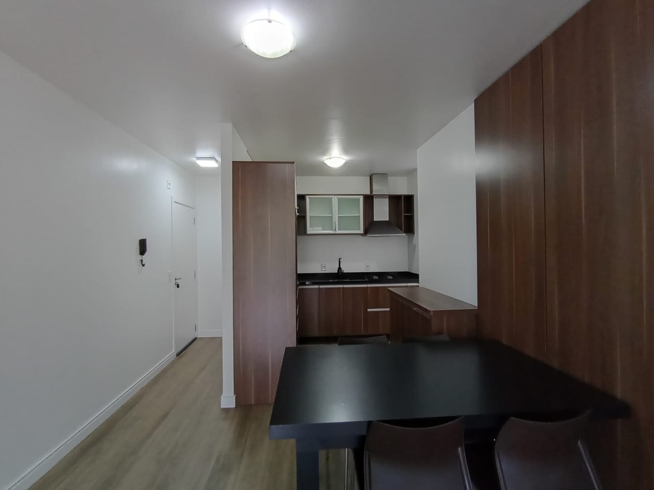 Lindo Apartamento de 03 dormitórios com móveis sob medida no bairro Fortaleza em Blumenau, SC. — foto 7