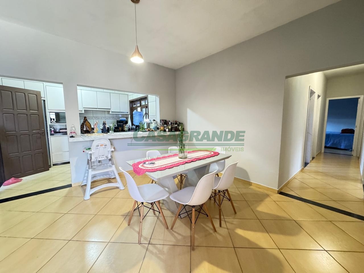 Ótima Casa no Bairro Itoupava Central em Blumenau com 3 Dormitórios e 162 m — foto 5