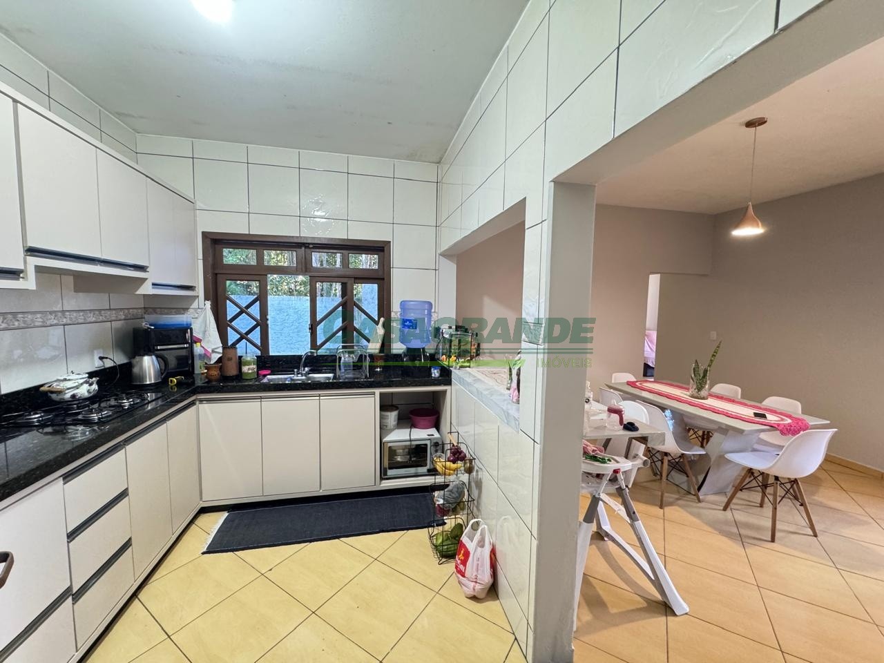 Ótima Casa no Bairro Itoupava Central em Blumenau com 3 Dormitórios e 162 m — foto 7