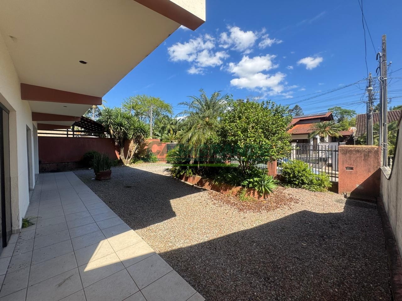 Ótima Casa no Bairro Salto Norte em Blumenau com 4 Dormitórios (1 suíte) e 380 m. — foto 4