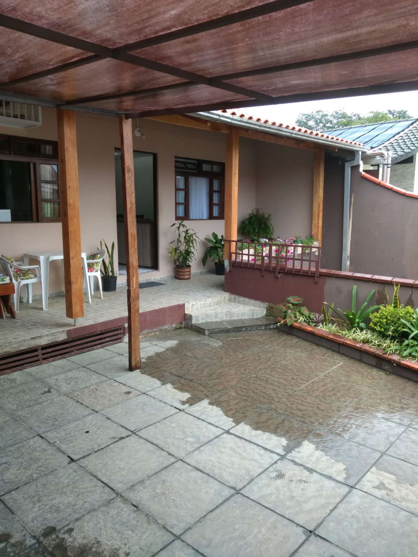 Casa Bairro Água Verde ótima localização. - foto 1