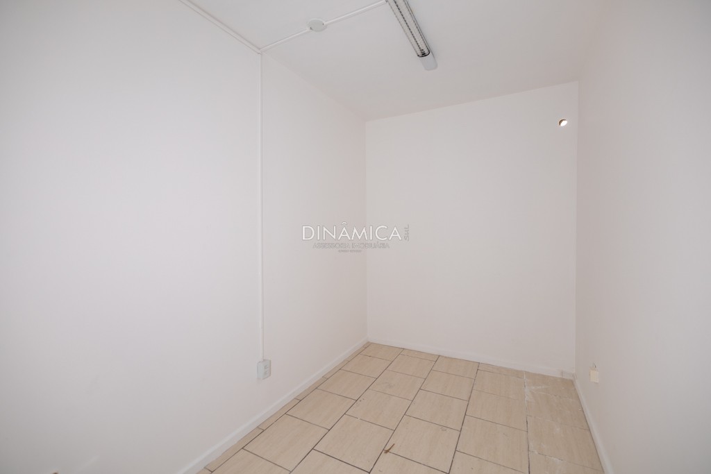 Alugar Sala Comercial no bairro Centro em Blumenau