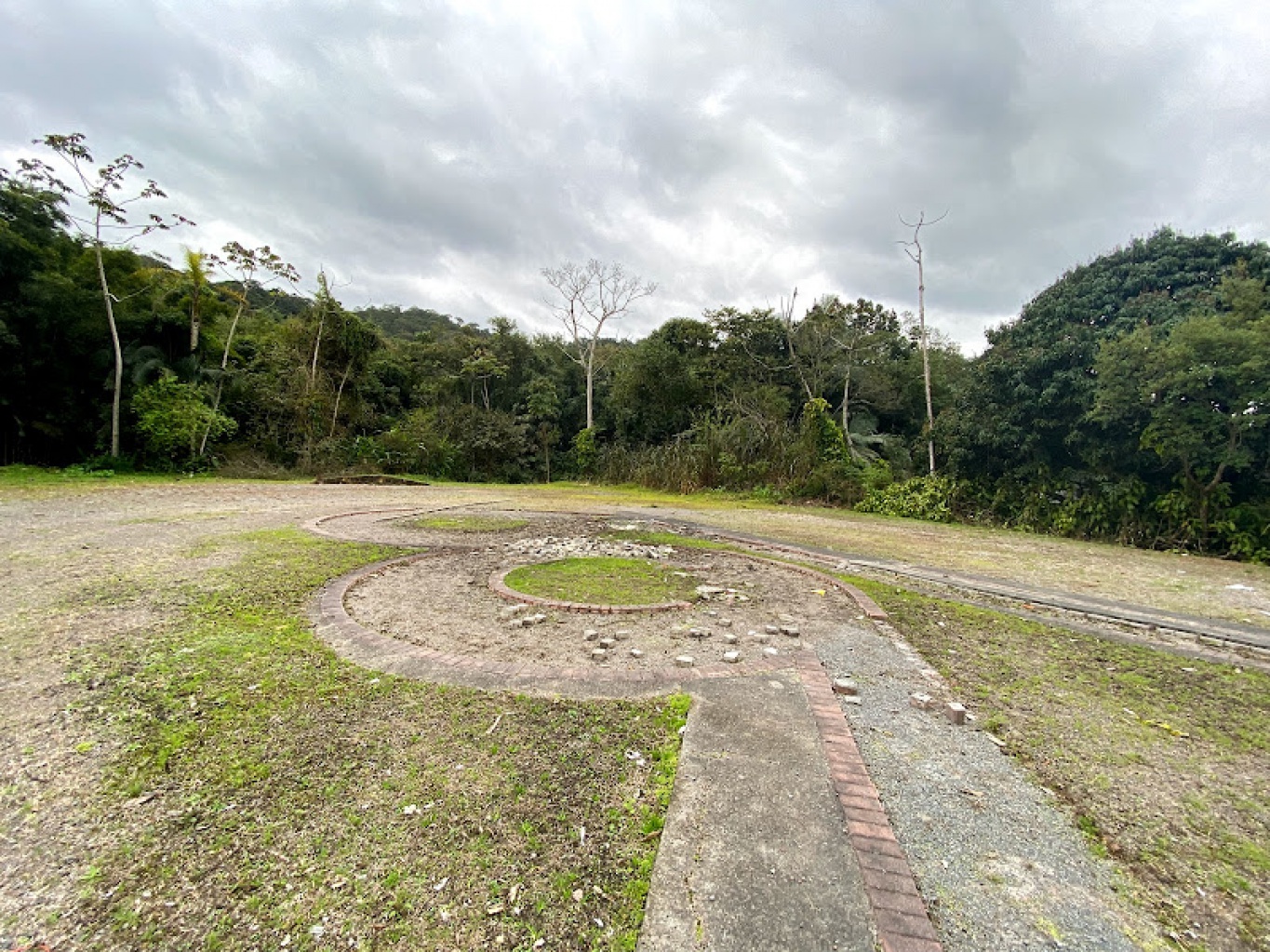 Oportunidade única para você que quer construir próximo ao Centro de Blumenau. Oferta exclusiva da Dinâmica Sul para você que procura uma grande oportunidade de levar a sua marca ao topo. — foto 5