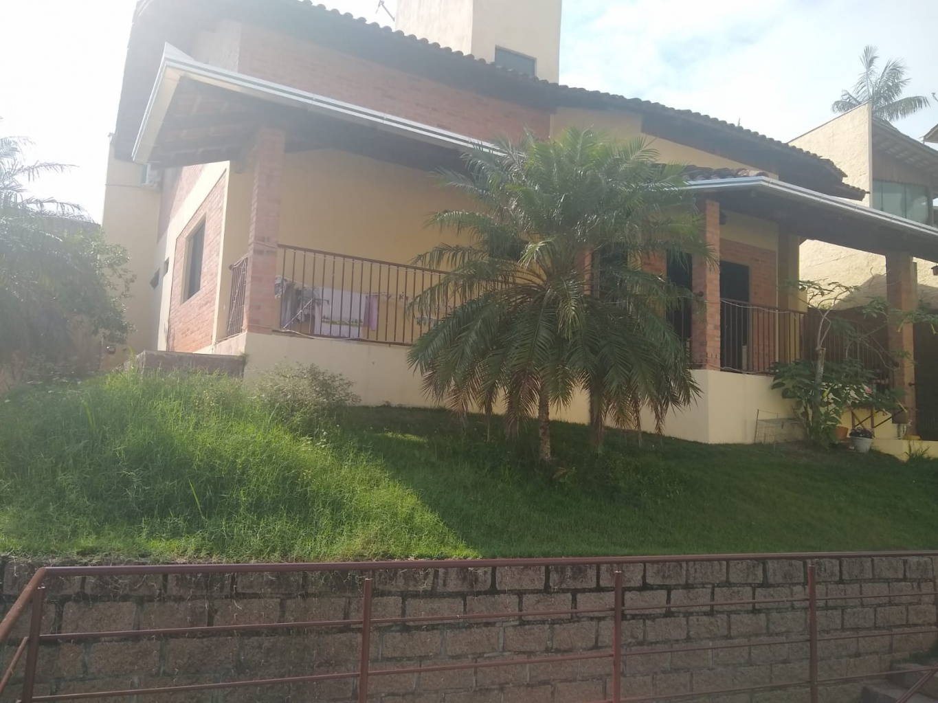 Casa com 5 quartos sendo uma suíte no bairro Escola Agrícola em Blumenau, casa com area de festas, casa em blumenau, imobiliaria em blumenau, dinamica sul