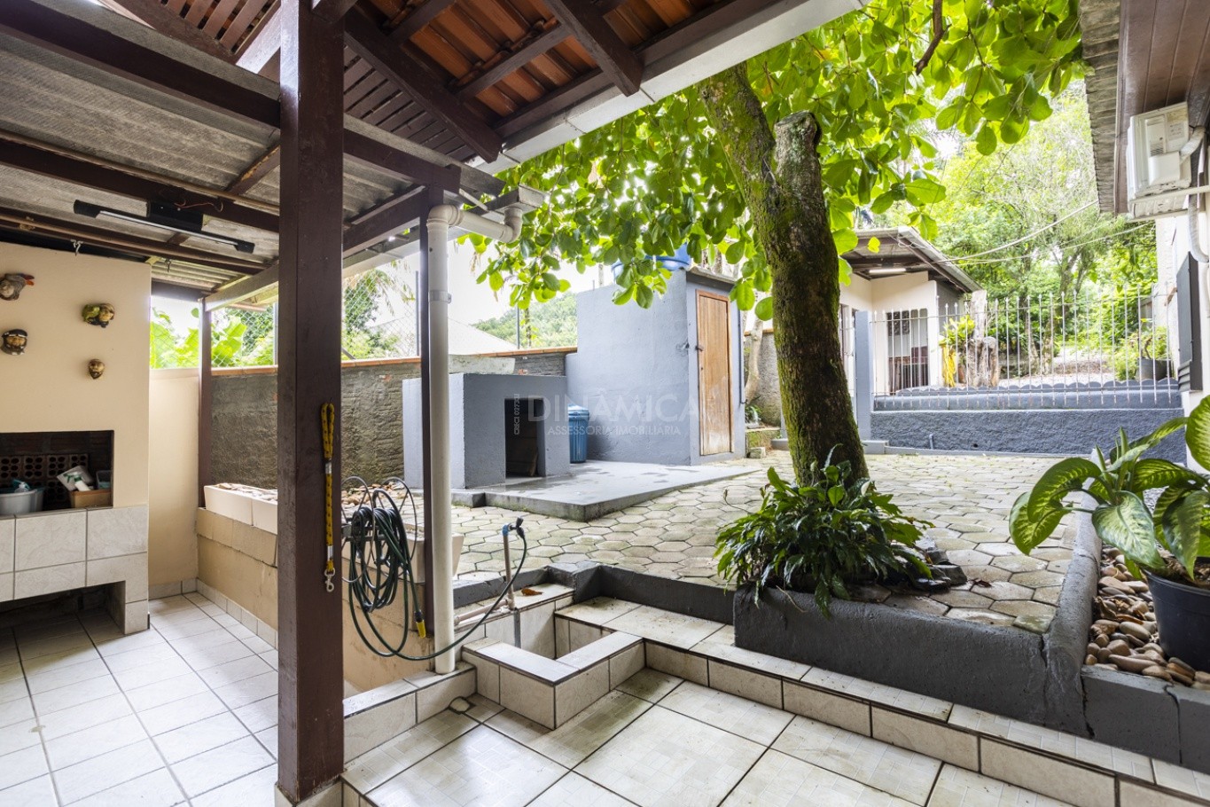 Casa à venda na Dinâmica sul, com 3 dormitórios e três vagas de garagens no bairro Itoupavazinha - Blumenau — foto 6