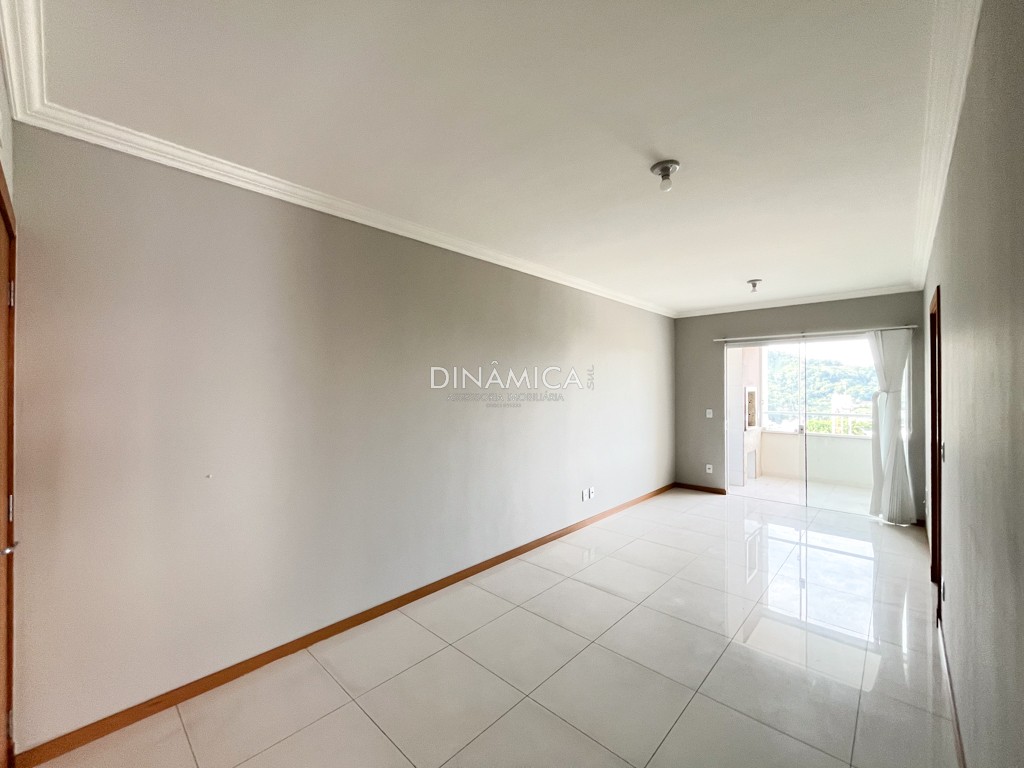 Alugar Apartamento no bairro Velha em Blumenau