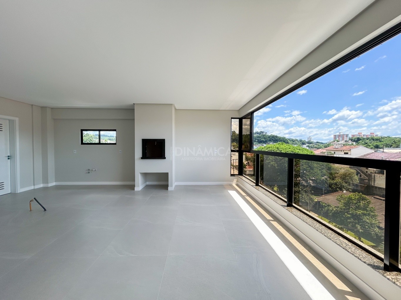 Comprar Apartamento no bairro Velha em Blumenau