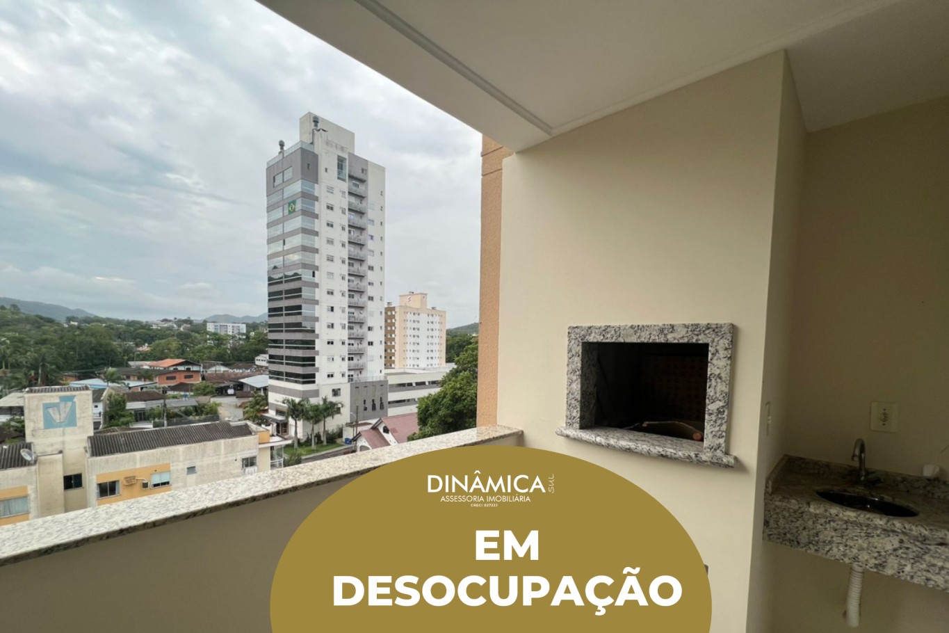 Alugar Apartamento no bairro Velha em Blumenau