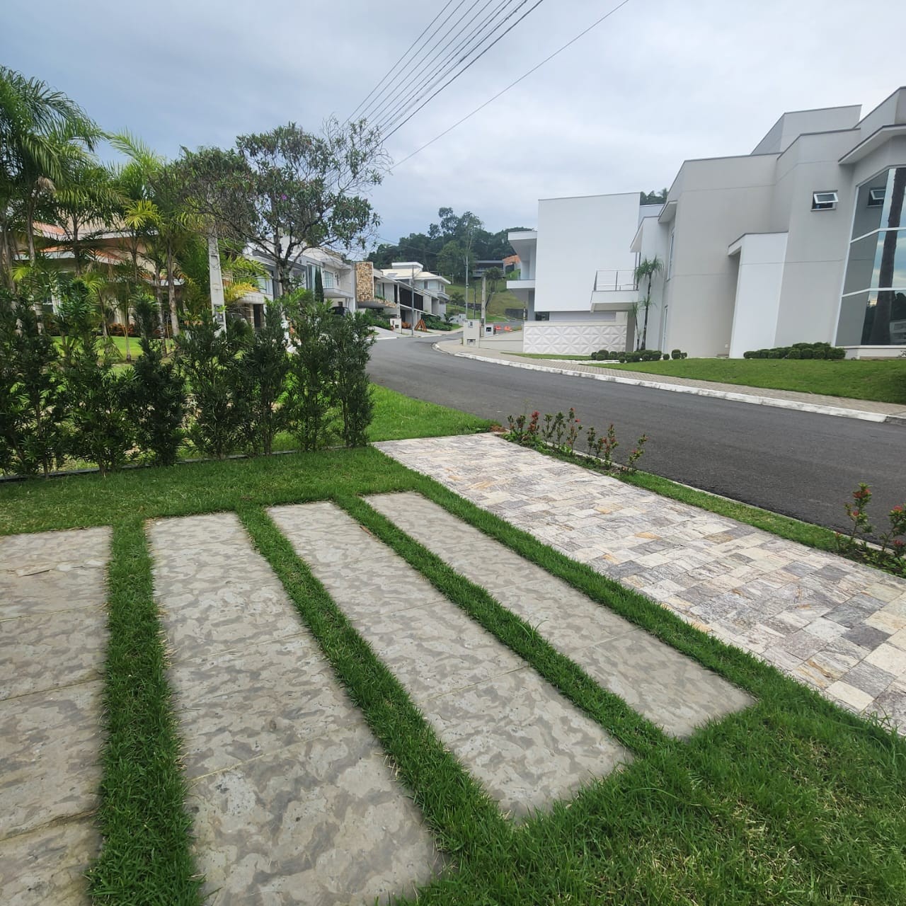 Lindíssima casa nova em condomínio fechado em Blumenau! — foto 6