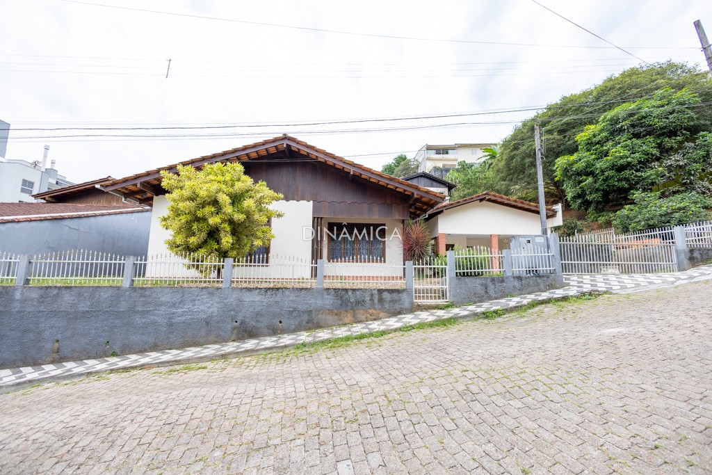 Comprar Casa no bairro Garcia em Blumenau