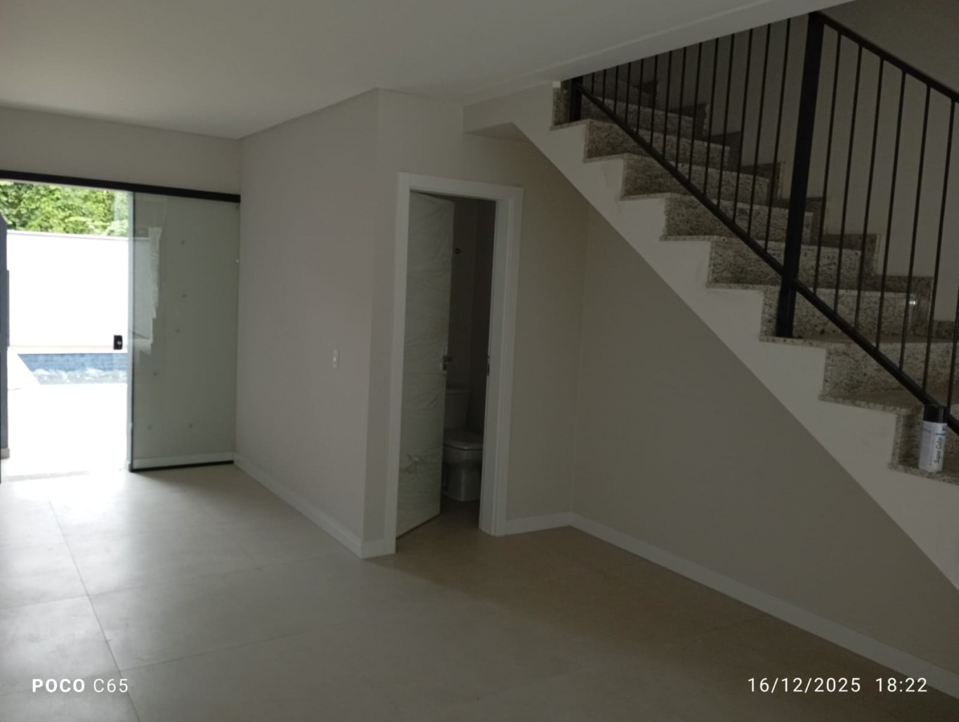 Sobrado Geminado Bairro Testo Salto com piscina e 129,34m de área privativa - 2 suítes. — foto 6