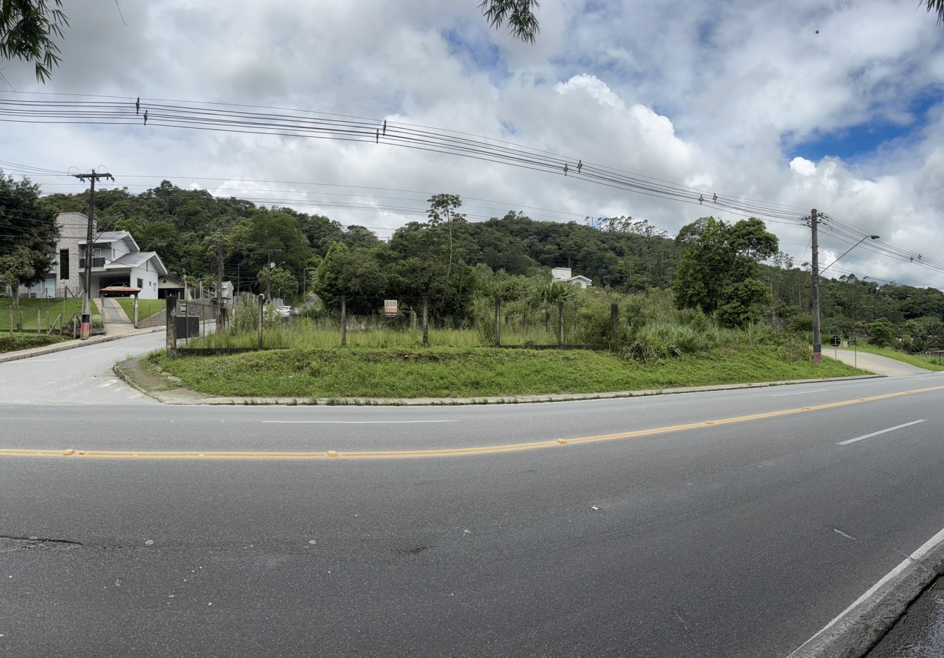 Comprar Lote/Terreno no bairro Vila Itoupava em Blumenau