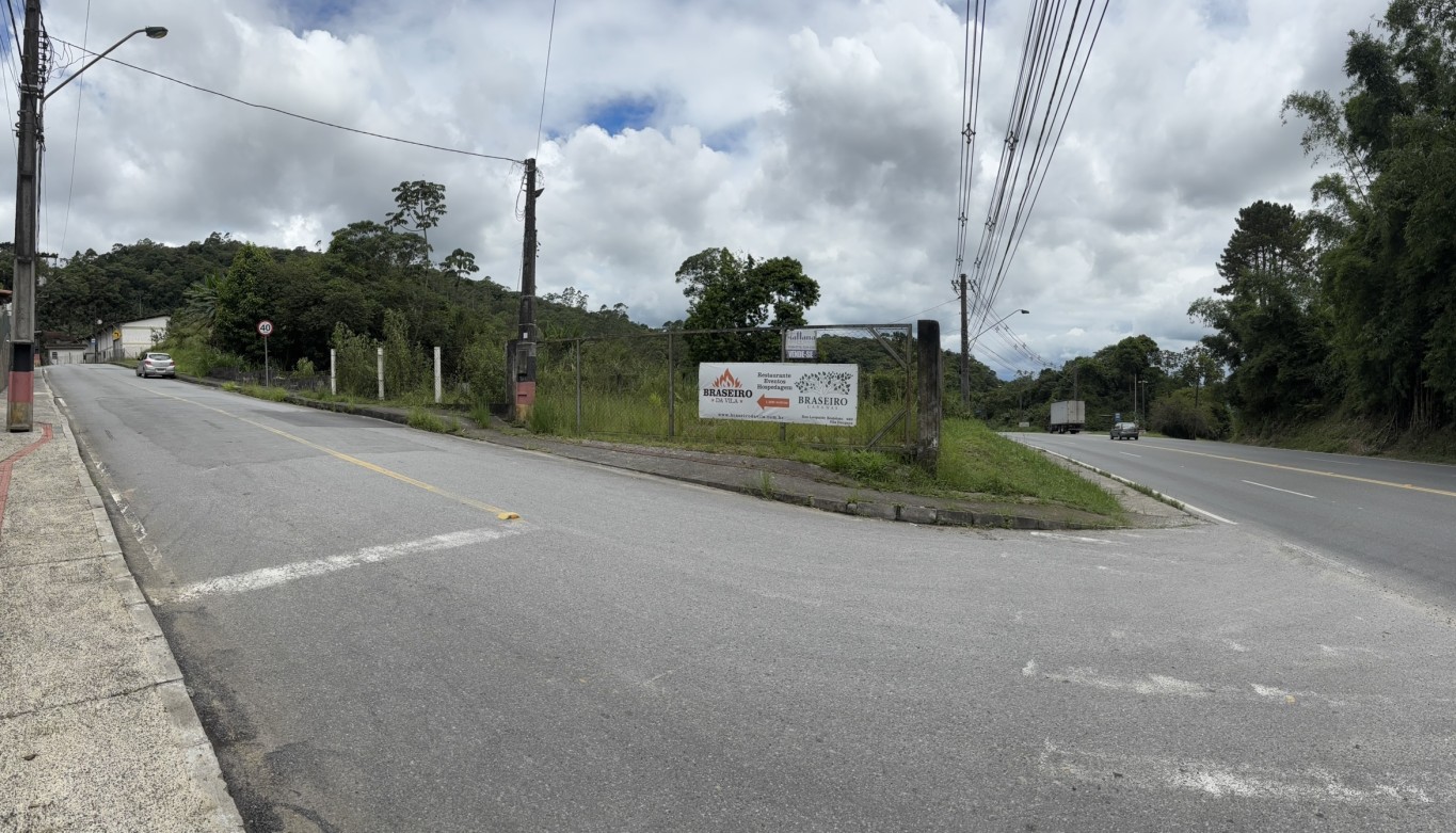 Comprar Lote/Terreno no bairro Vila Itoupava em Blumenau