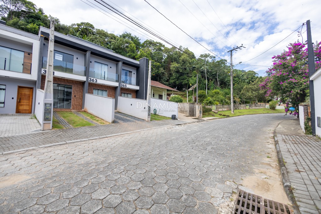 Comprar Sobrado no bairro Fortaleza em Blumenau