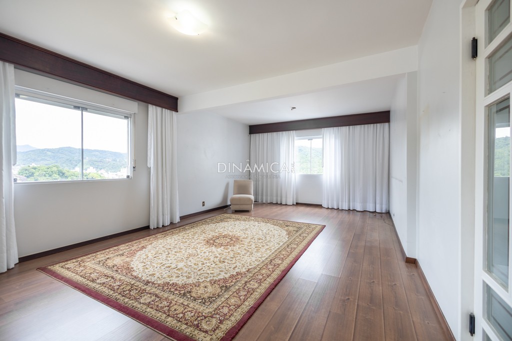 Comprar Apartamento no bairro Garcia em Blumenau